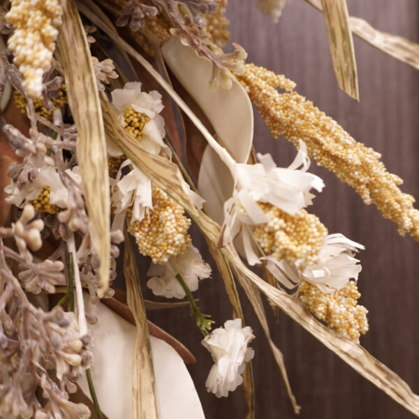 WF000240053-2 Artificial Boho Meadow Grass Wreath – Neutral Wildflower Wreath for Front Door, Farmhouse Décor