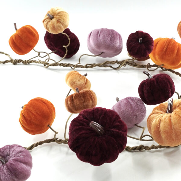 Velvet Pumpkin Fall Garland – Multicolor Autumn Mantel & Staircase Décor