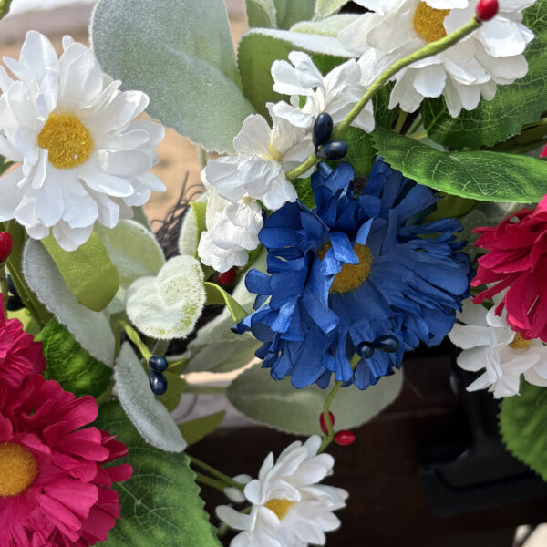 WF000240076-3 Artificial Patriotic Daisy Wreath – Red, White & Blue Floral Wreath for 4th of July Front Door