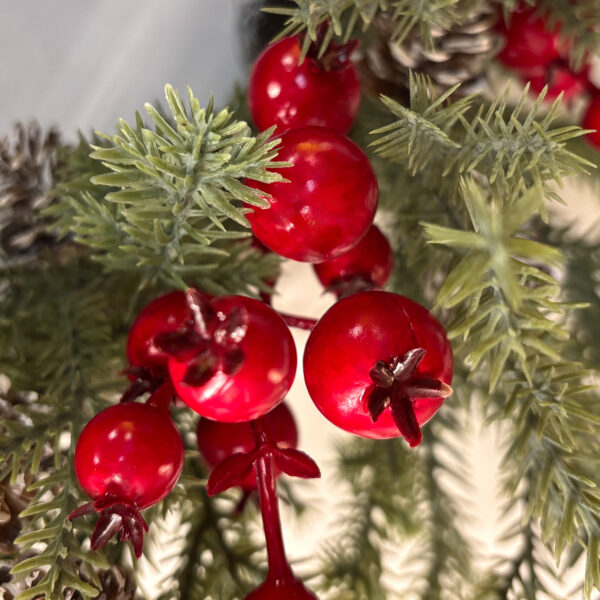 Artificial Cedar Berry & Pinecone Christmas Wreath